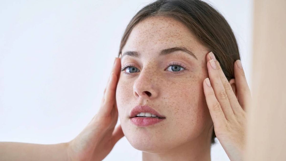 dites-adieu-aux-points-noirs-sur-votre-visage-:-voici-l’astuce-magique-qui-vous-en-debarrasse-rapidement