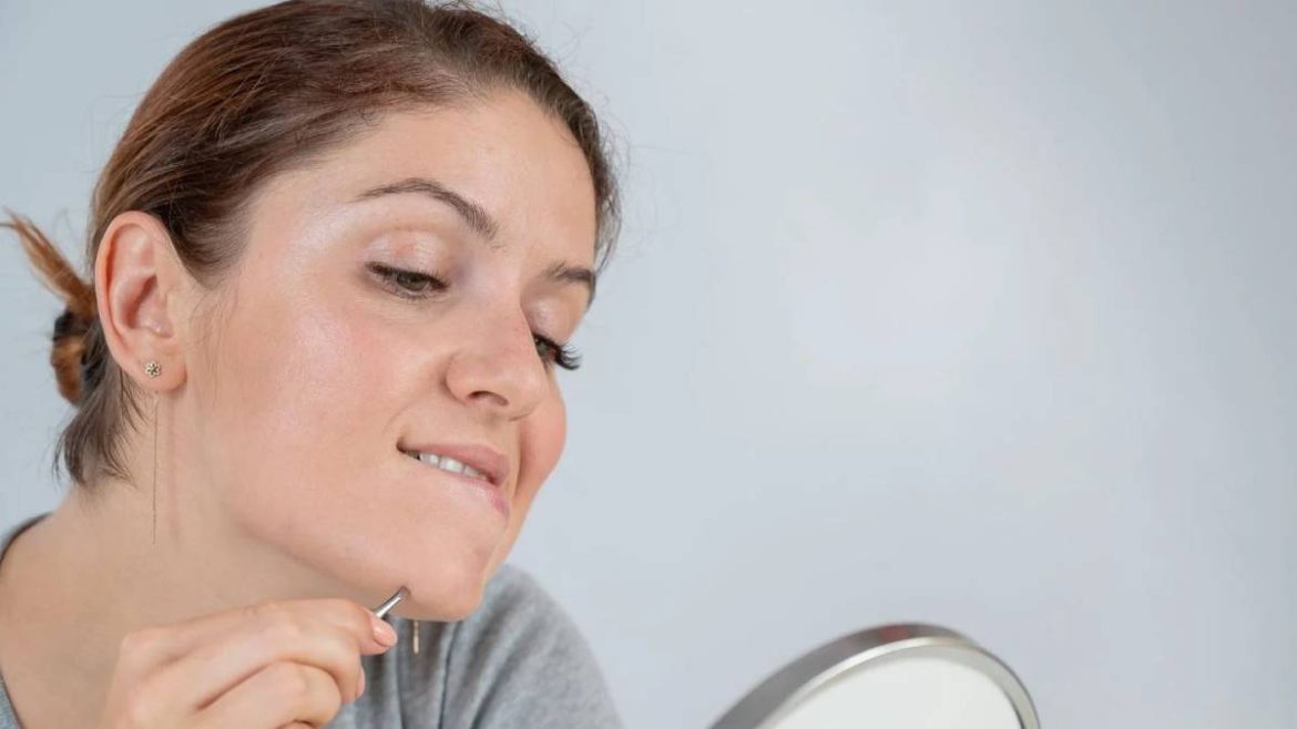 poils-au-menton-:-cette-erreur-d’epilation-que-vous-faites-est-a-proscrire-selon-une-dermatologue poils-au-menton-:-cette-erreur-d’epilation-que-vous-faites-est-a-proscrire-selon-une-dermatologue