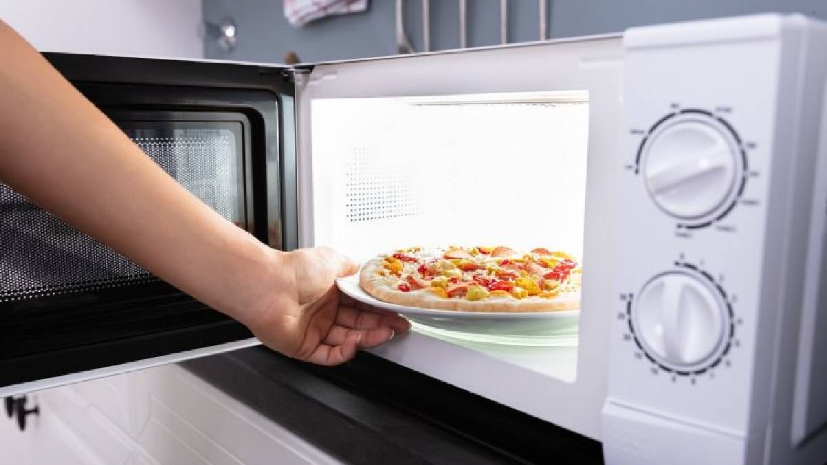c’est-la-fin-des-micro-ondes-:-voici-un-appareil-innovant-qui-fait-tout-en-mieux